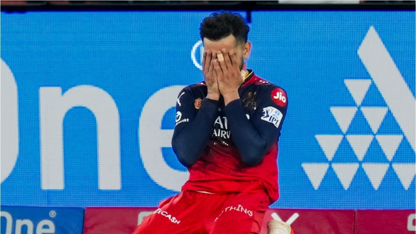 Ponting reacts to Virat Kohli breaking down in tears during last over: 'CSK, MI have won IPL a few times. It's not easy'
